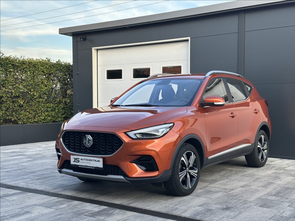 MG ZS 1,5 DVVT 106PS Essential