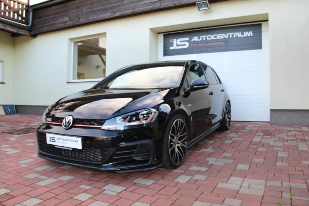 Volkswagen Golf 2,0 TSI 245PS VII GTI Perform