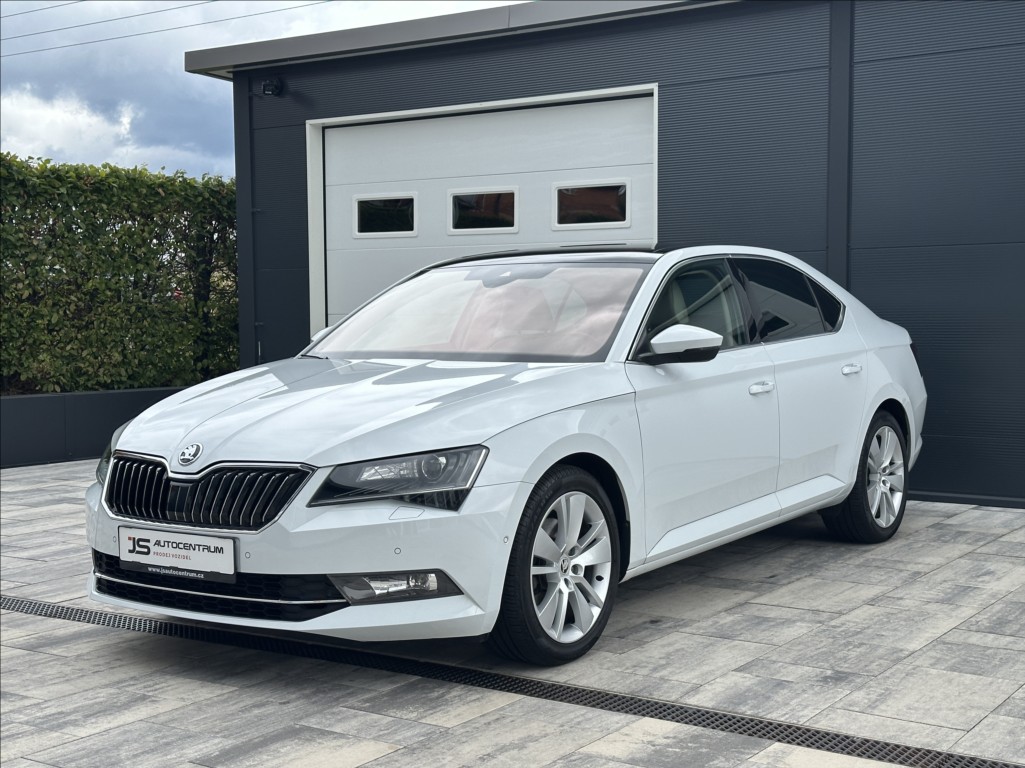 Škoda Superb 1,4 TSI 150PS Style Plus 4x4