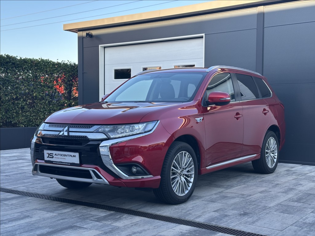 Mitsubishi Outlander 2,4 PHEV 224PS Diamant 4x4 A/