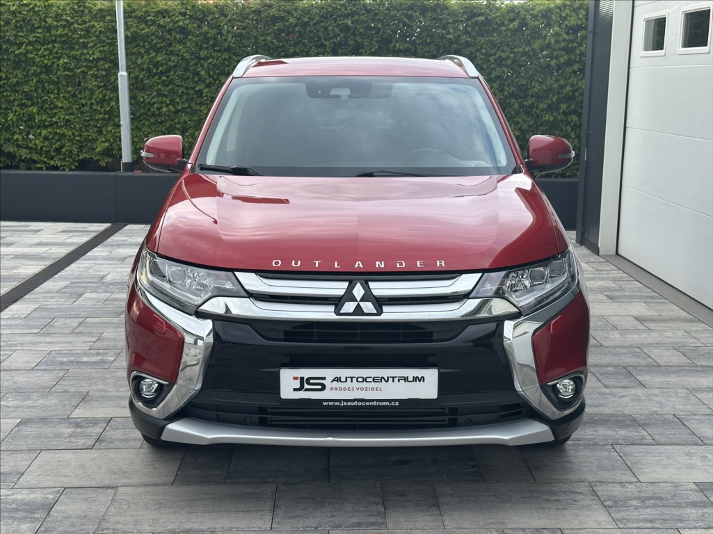 Mitsubishi Outlander 2,2 DI-D 150PS Intense+ -7 4x