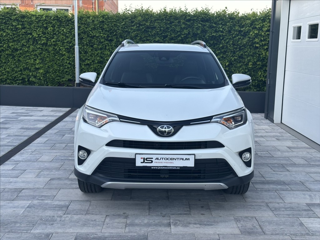 Toyota RAV4 2,0 152PS Executive M/T 4x4
