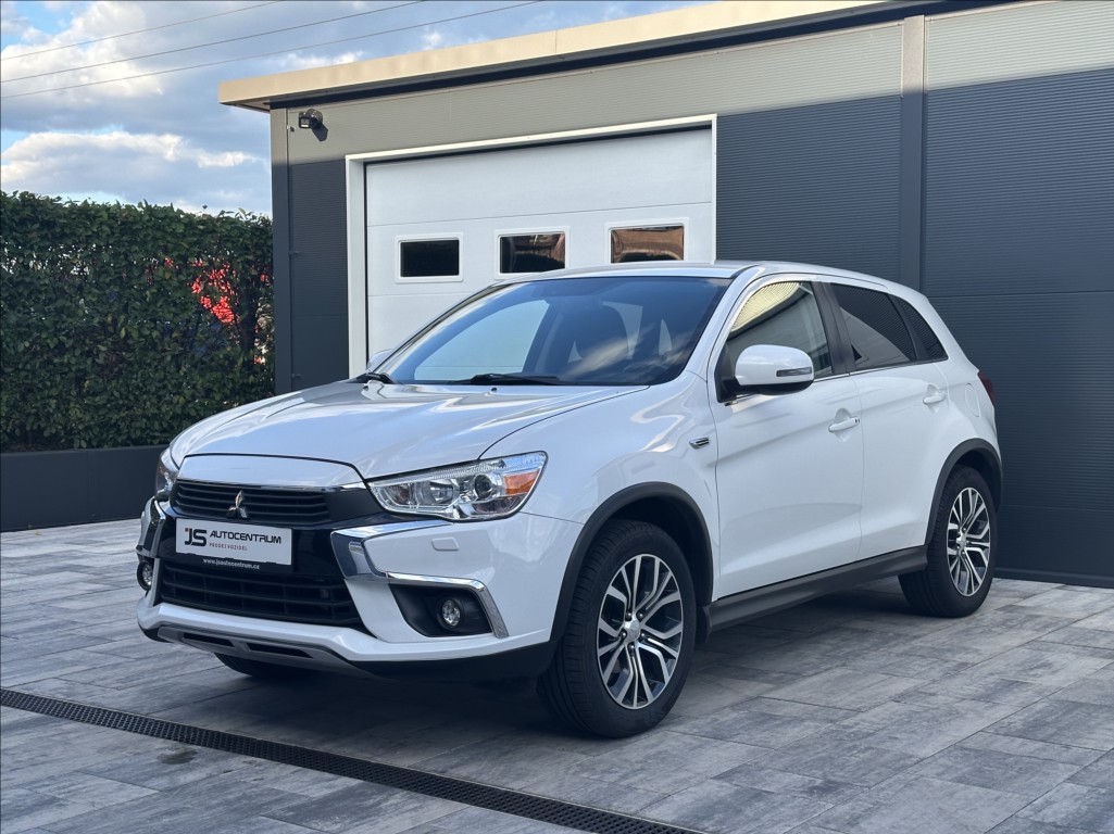 Mitsubishi ASX 2,2 DI-D 150PS Intense+ A/T 4