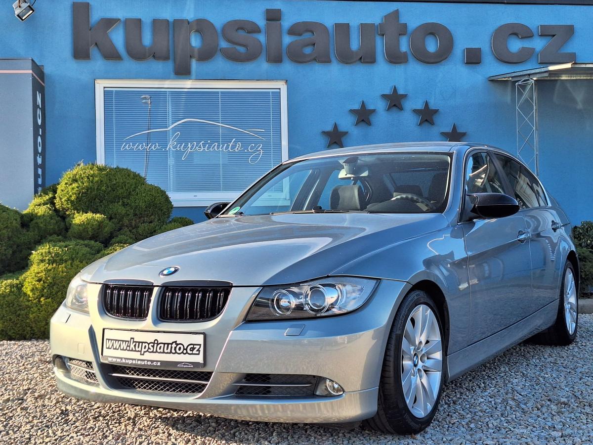 BMW Řada 3 330i SPORT N52 MANUÁL