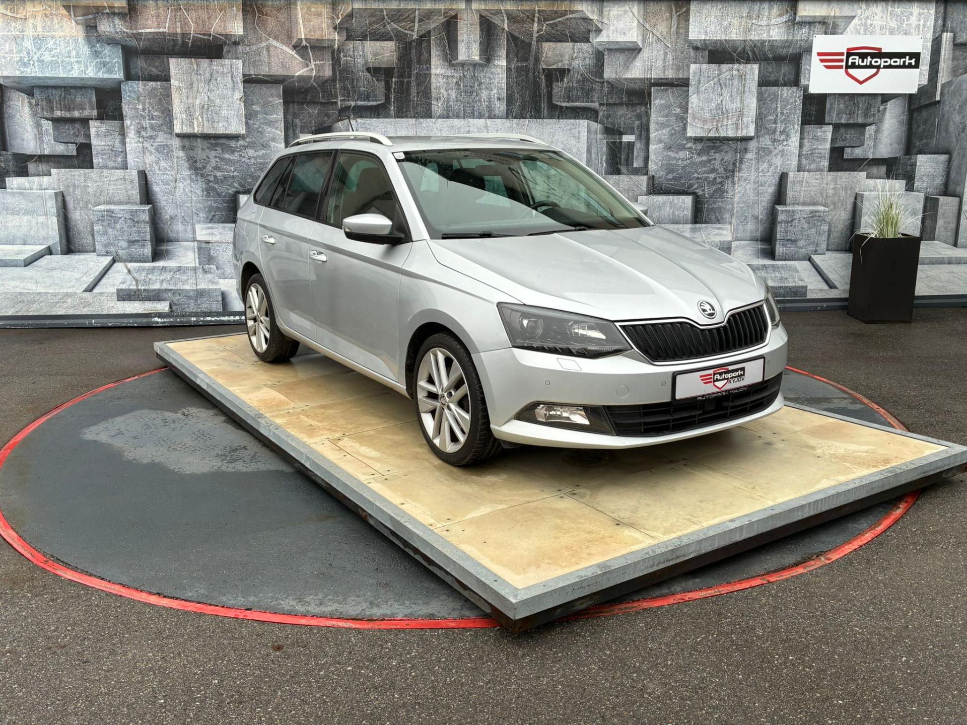 Škoda Fabia 1.2TSi, 81KW, VÝBAVA