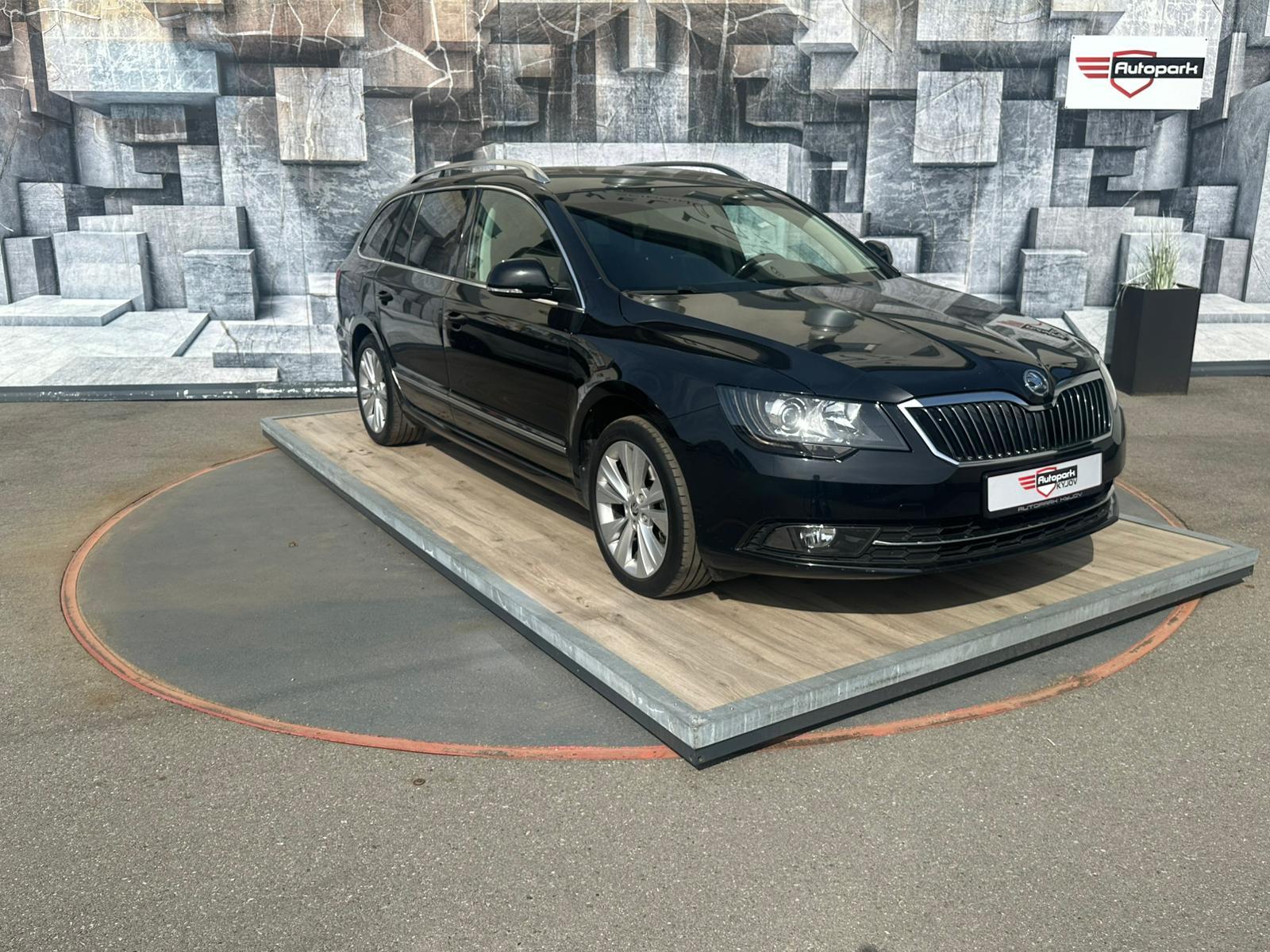 Škoda Superb 2.0TDi, 125KW,WEBASTO,SADA KOL
