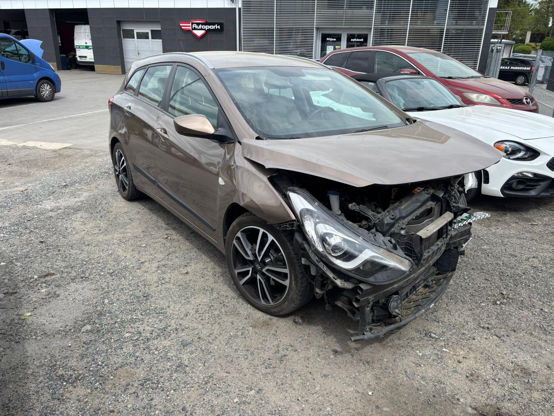 Hyundai i30 1.6i, 81KW
