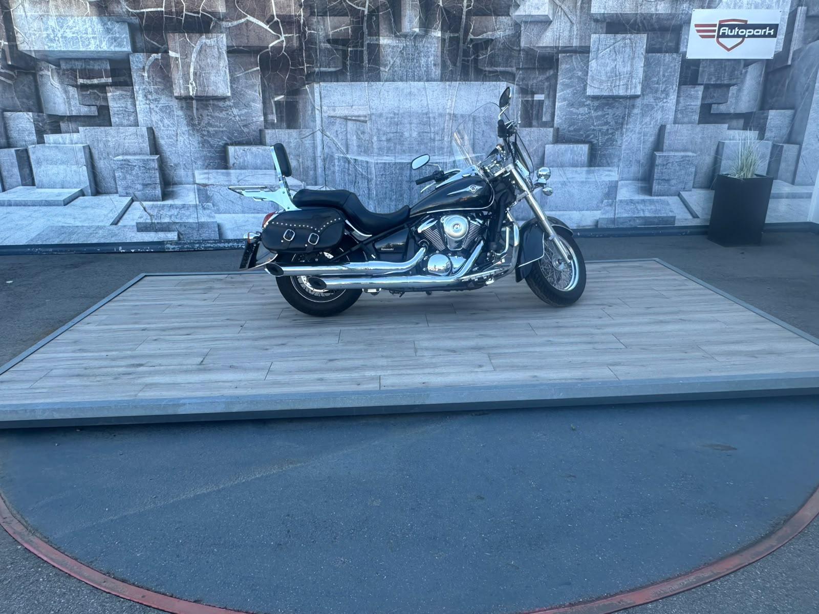 Kawasaki Vulcan 900 Classic VN 900B