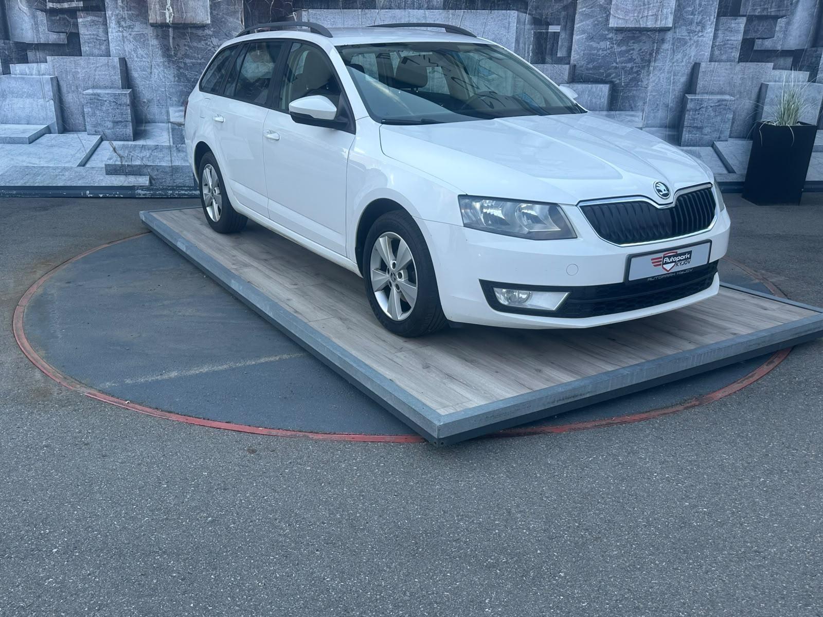 Škoda Octavia 1.6TDi, 77KW, VYHŘ.SED.,TEMP.