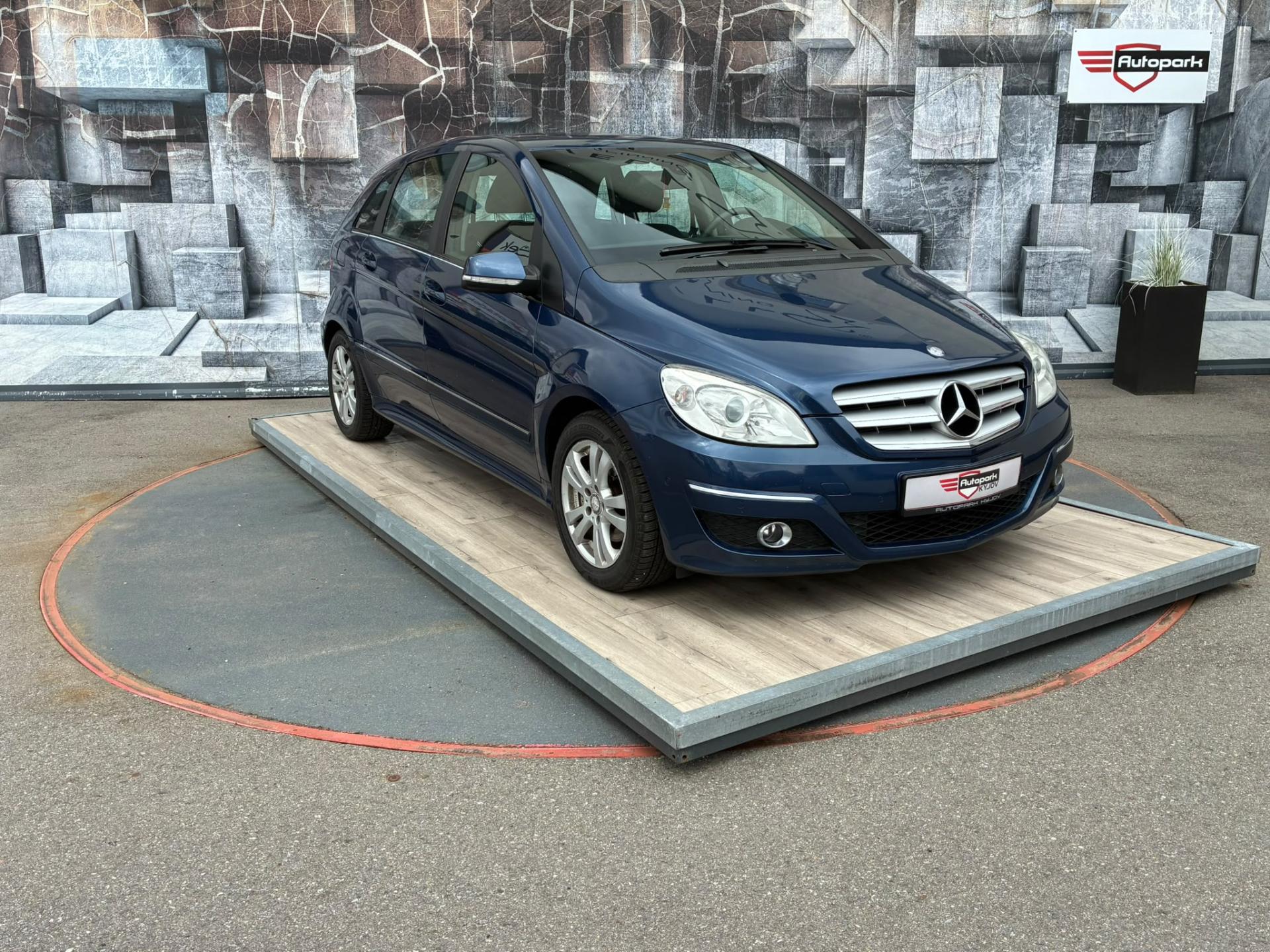 Mercedes-Benz Třídy B 180 CDi, 2.0D, 80KW,VYHŘ. SED.