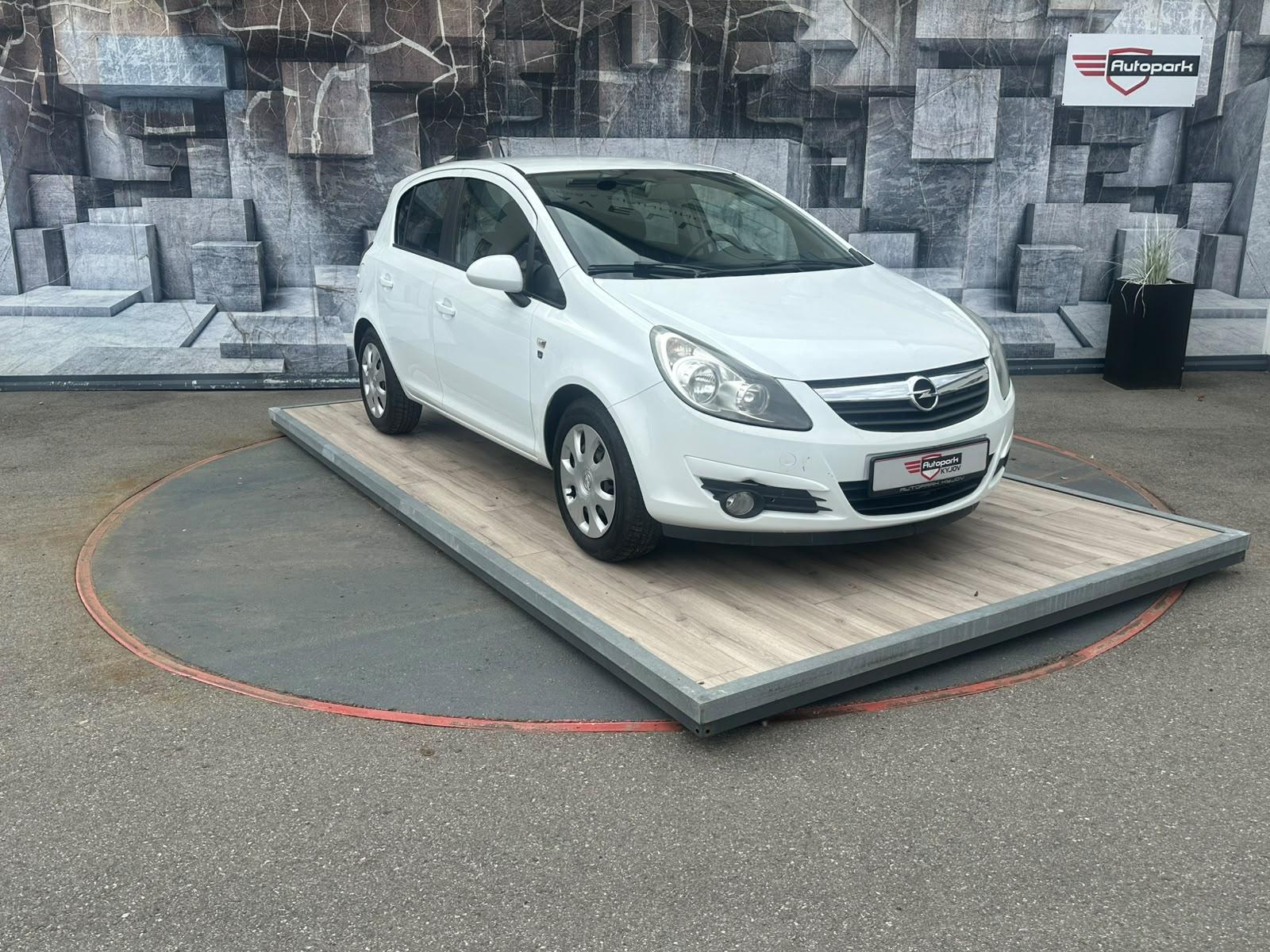 Opel Corsa 1.2i,63KW,TEMPOMAT,111 EDITION