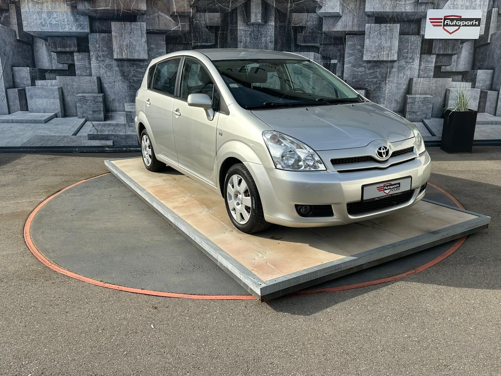 Toyota Corolla Verso 1.6VVT-i, 81KW