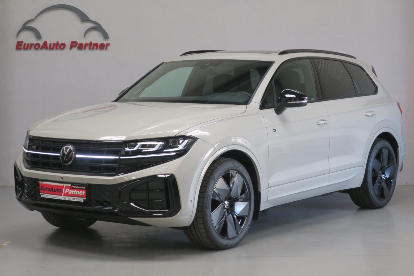 Volkswagen Touareg 3,0 TDI 210 kW Nez.Top NEW