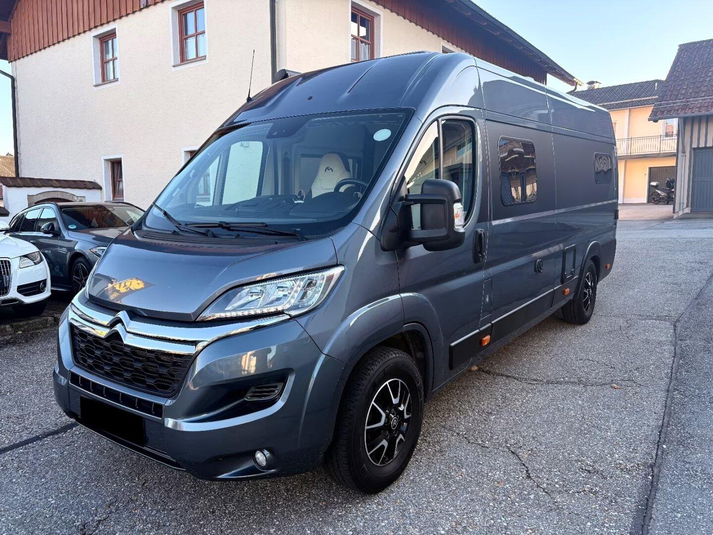 Moovéo Van 63EB 640 dlouhé postele