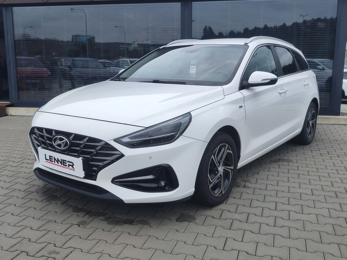 Hyundai i30 1.5 T-GDI/117kW Smart MHEV