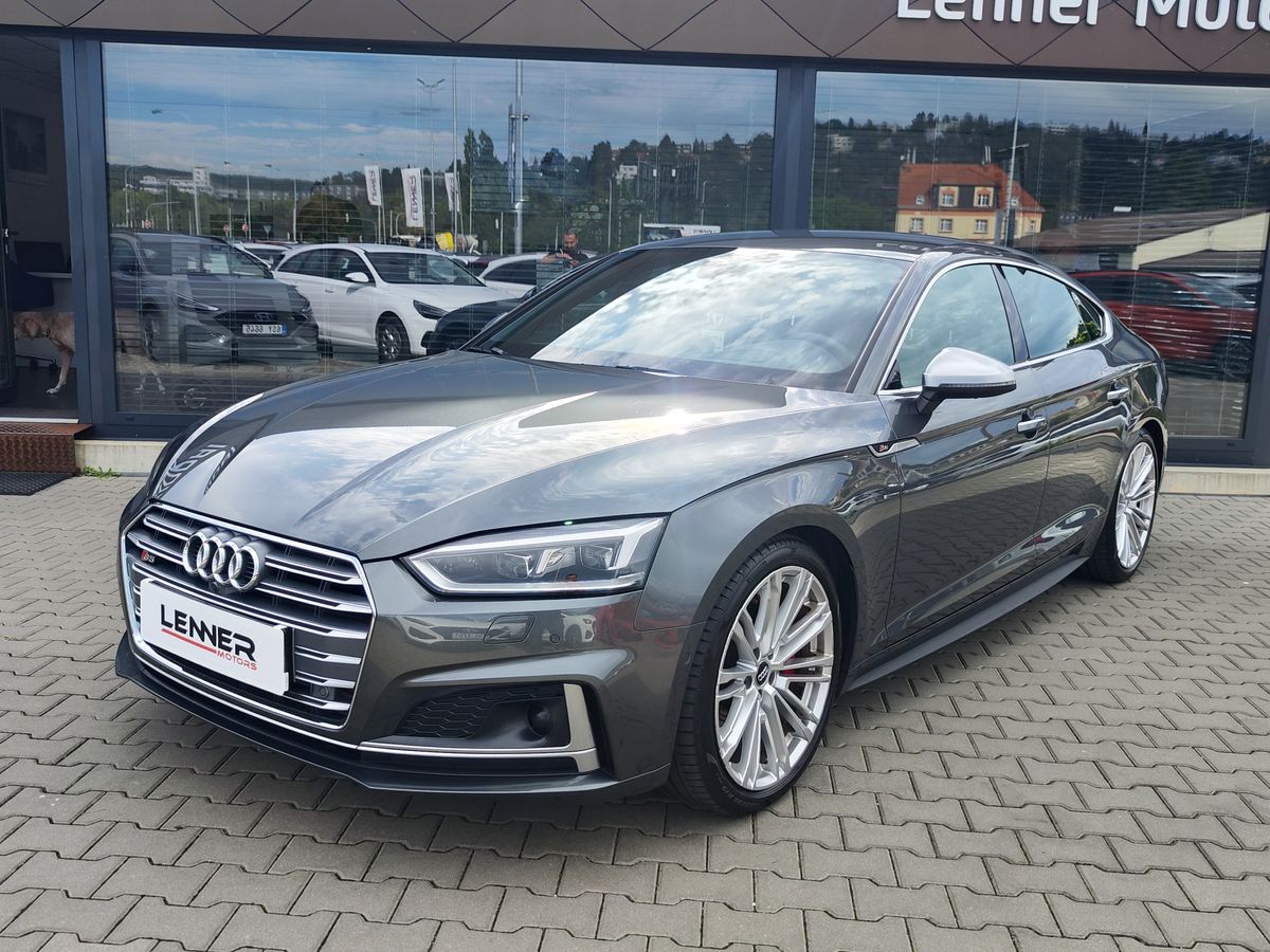 Audi S5 3.0 TFSI/260kW ČR 1.Majitel
