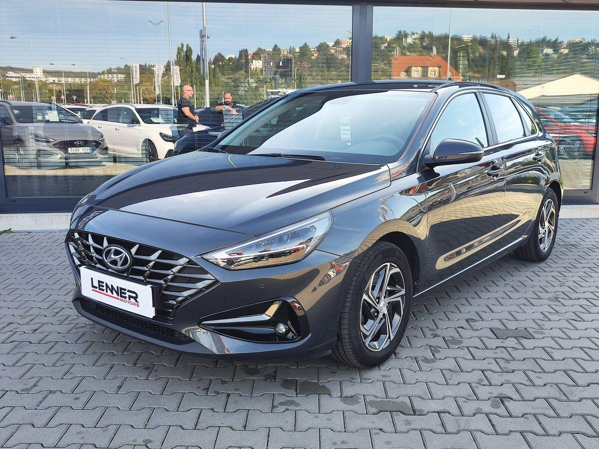 Hyundai i30 1.5 i/81kW FAMILY SMART PLUS