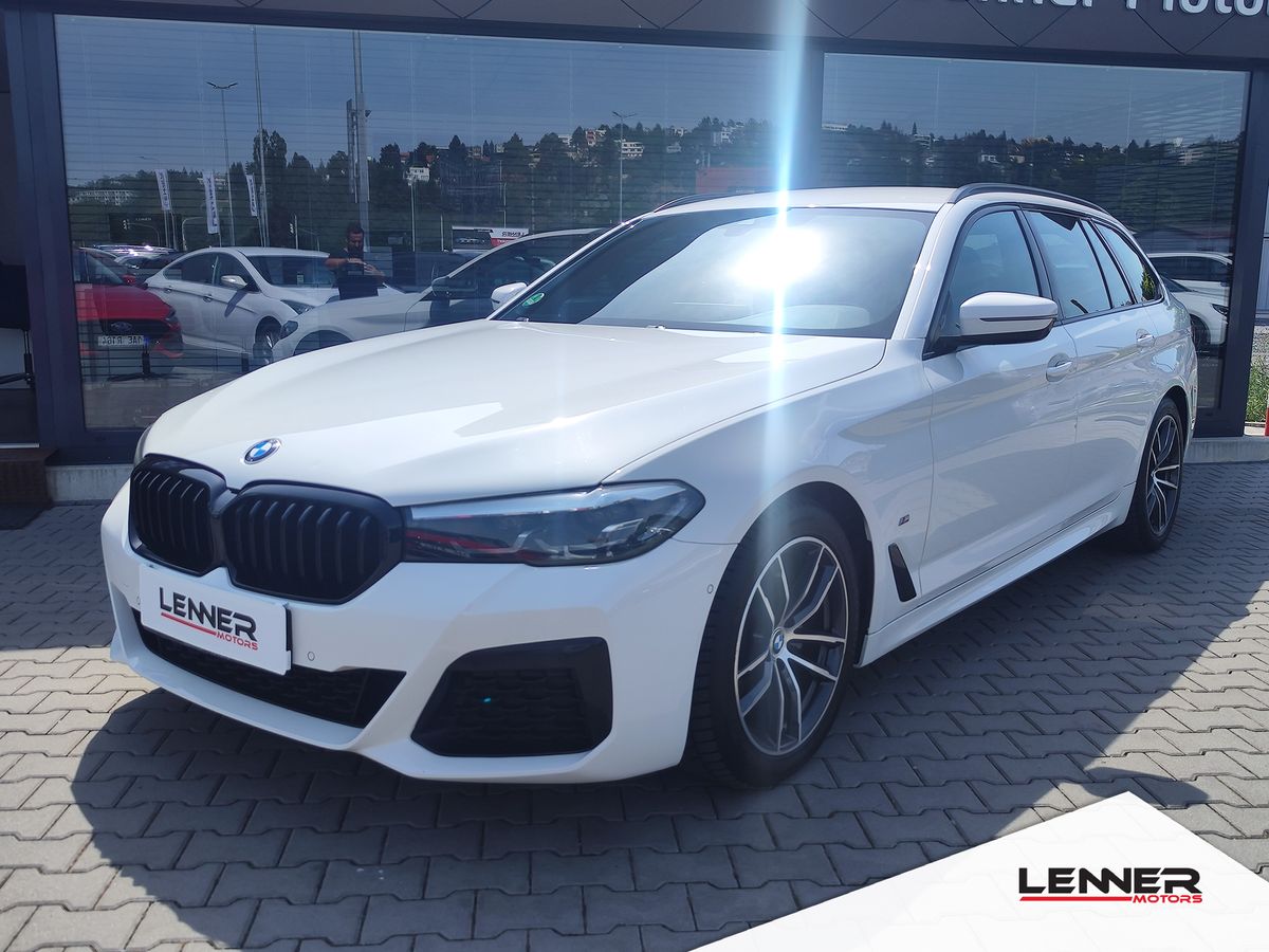 BMW Řada 5 520d/140kW xDrive Touring AT