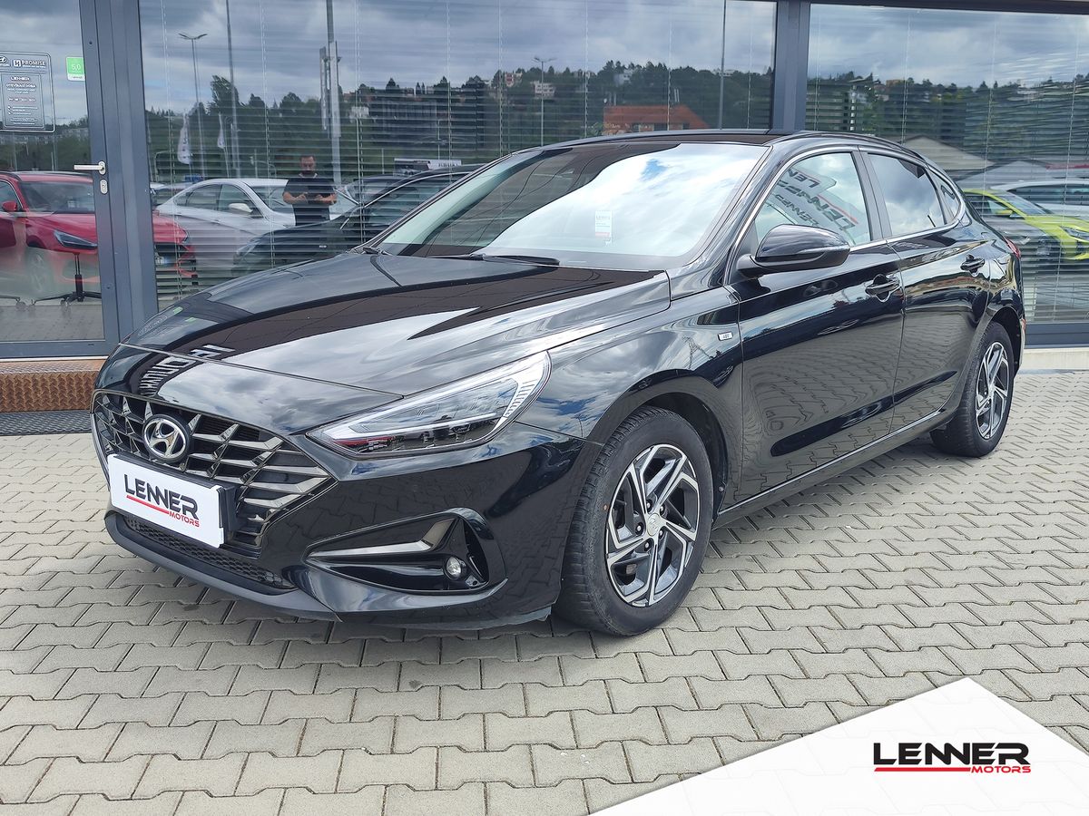 Hyundai i30 1.5 T-GDi/117kW Smart MHEV