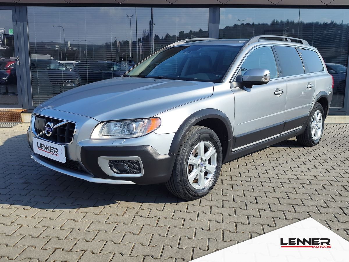 Volvo XC70 D5 2.4/151kW Summum