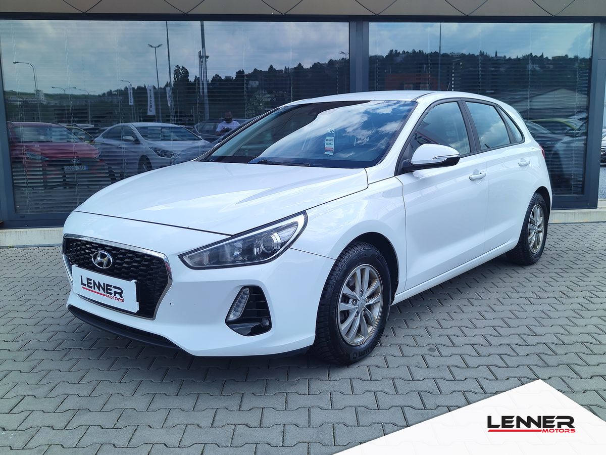 Hyundai i30 1.4i/73kW Trikolor Komfort