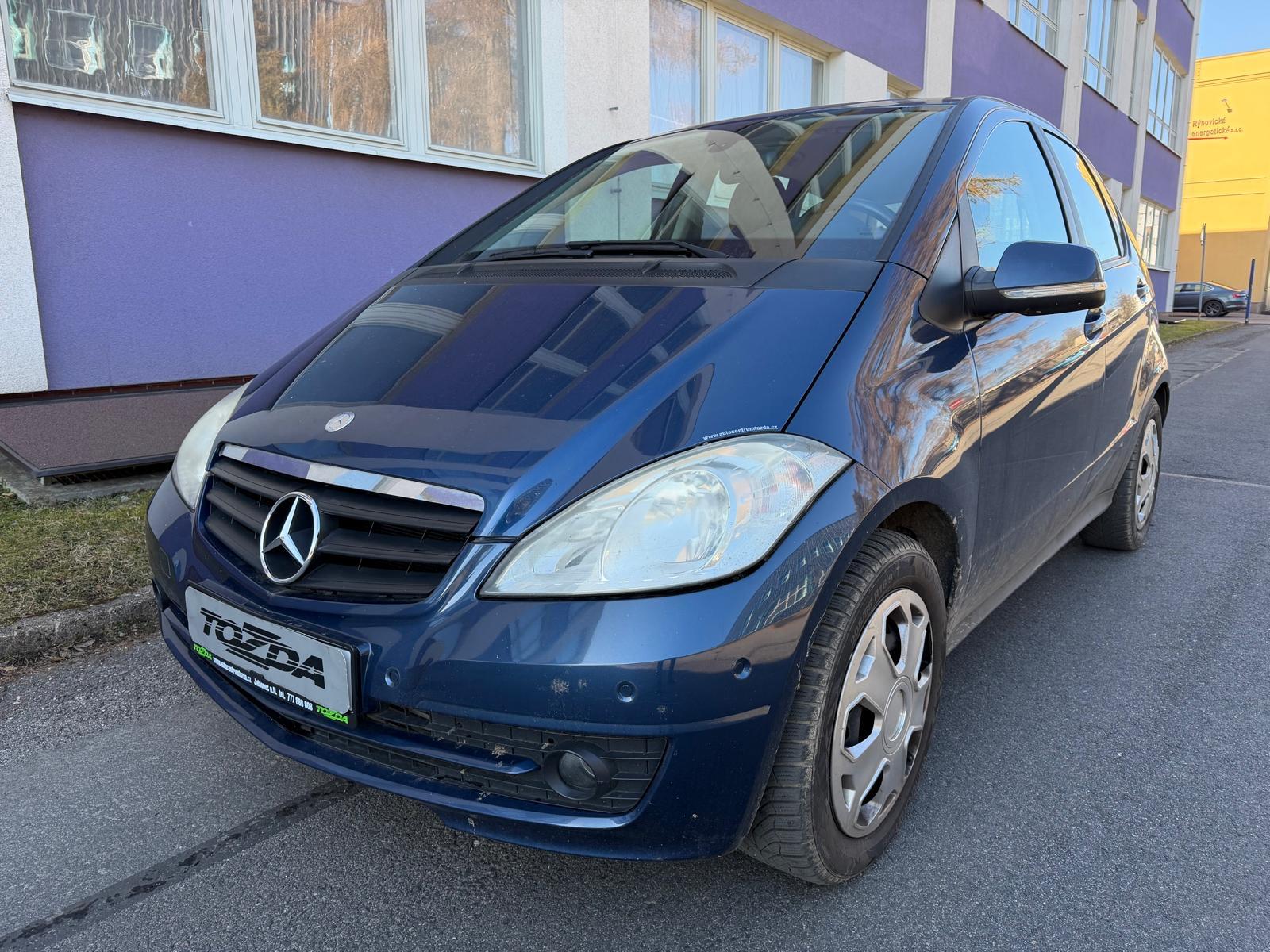 Mercedes-Benz Třídy A 180 CDi + sada pneu