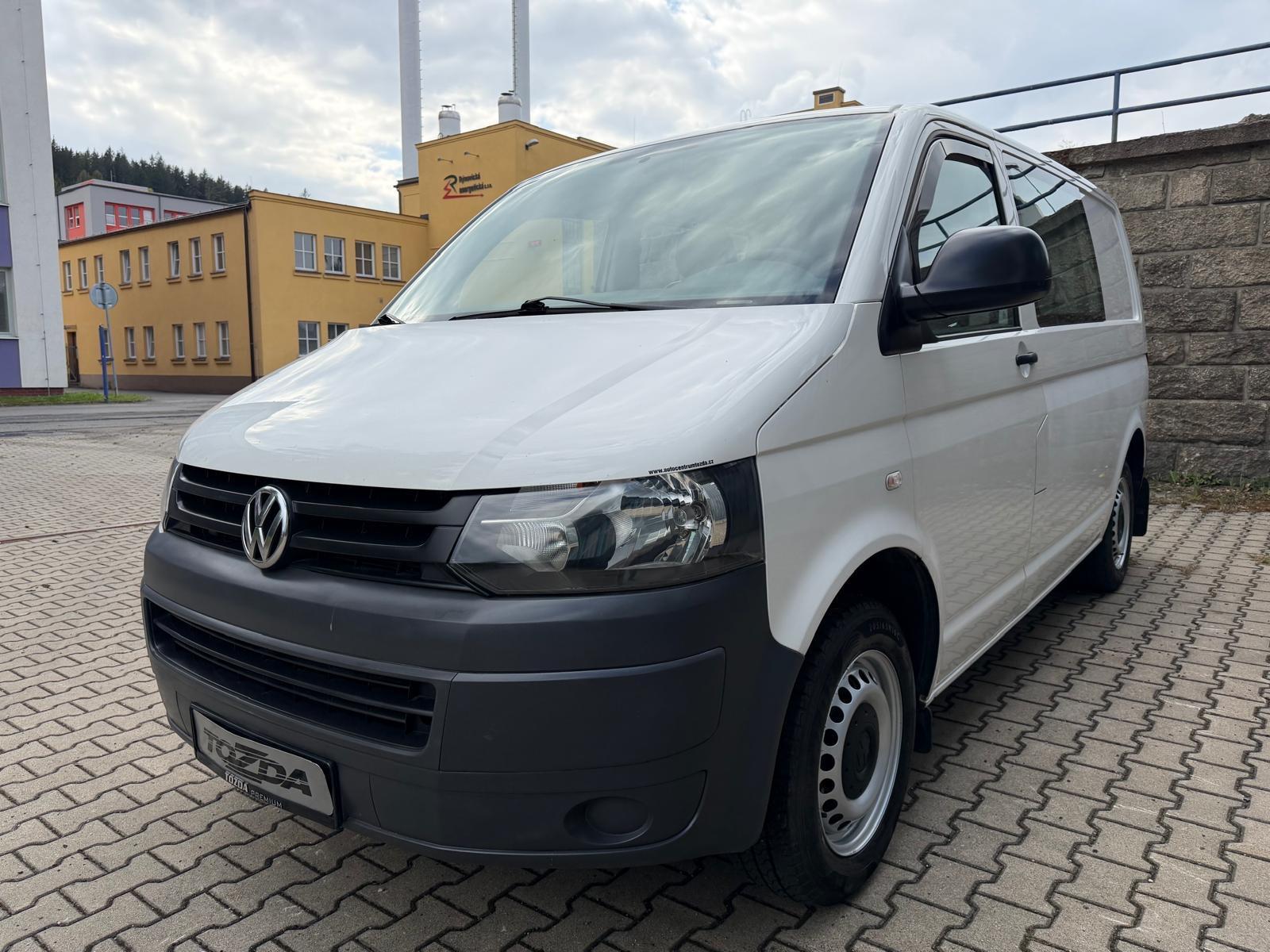 Volkswagen Transporter 2,0 TDi + sada pneu