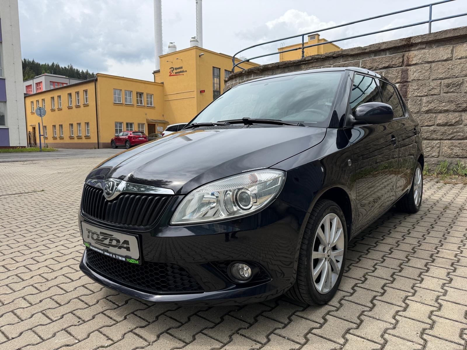 Škoda Fabia 1,2 TSI Ambition / servis.kn.