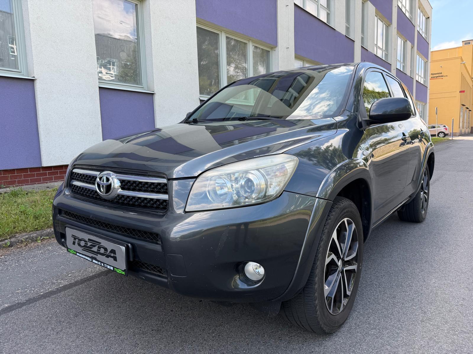 Toyota RAV4 2,2 D4-D 4WD / 130 kW /