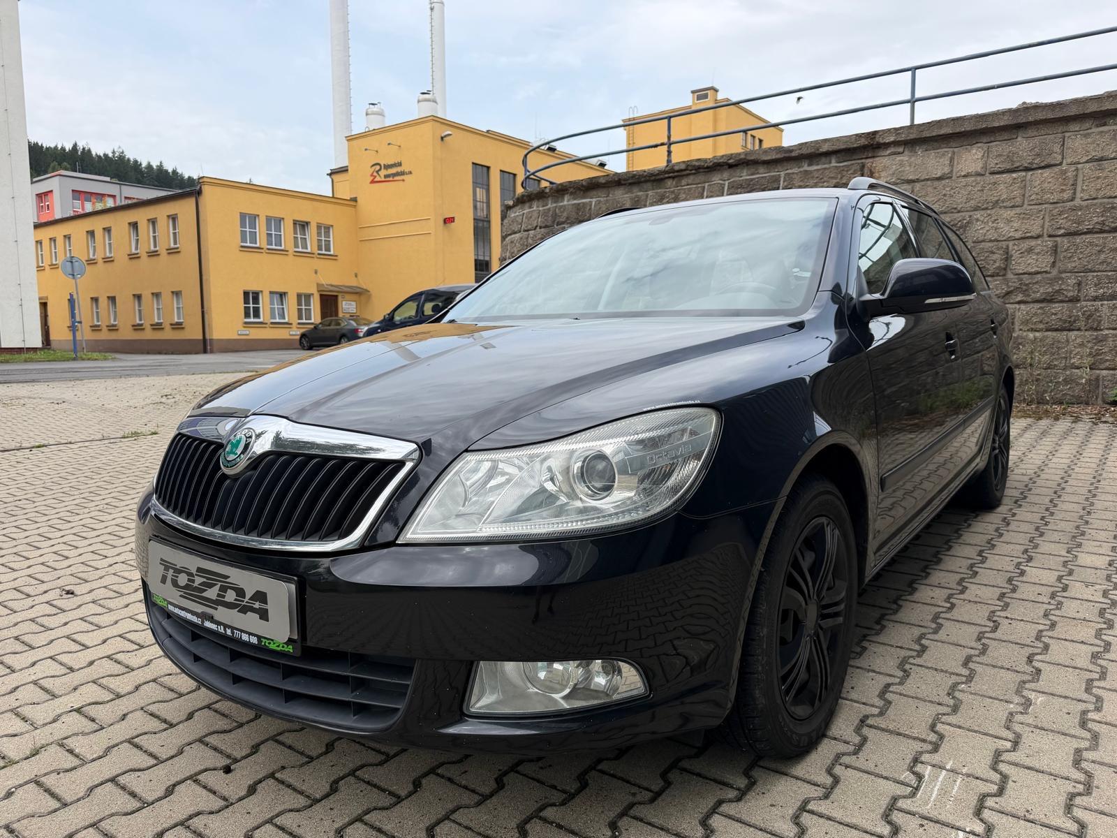 Škoda Octavia 1,6 TDI Ambiente Combi
