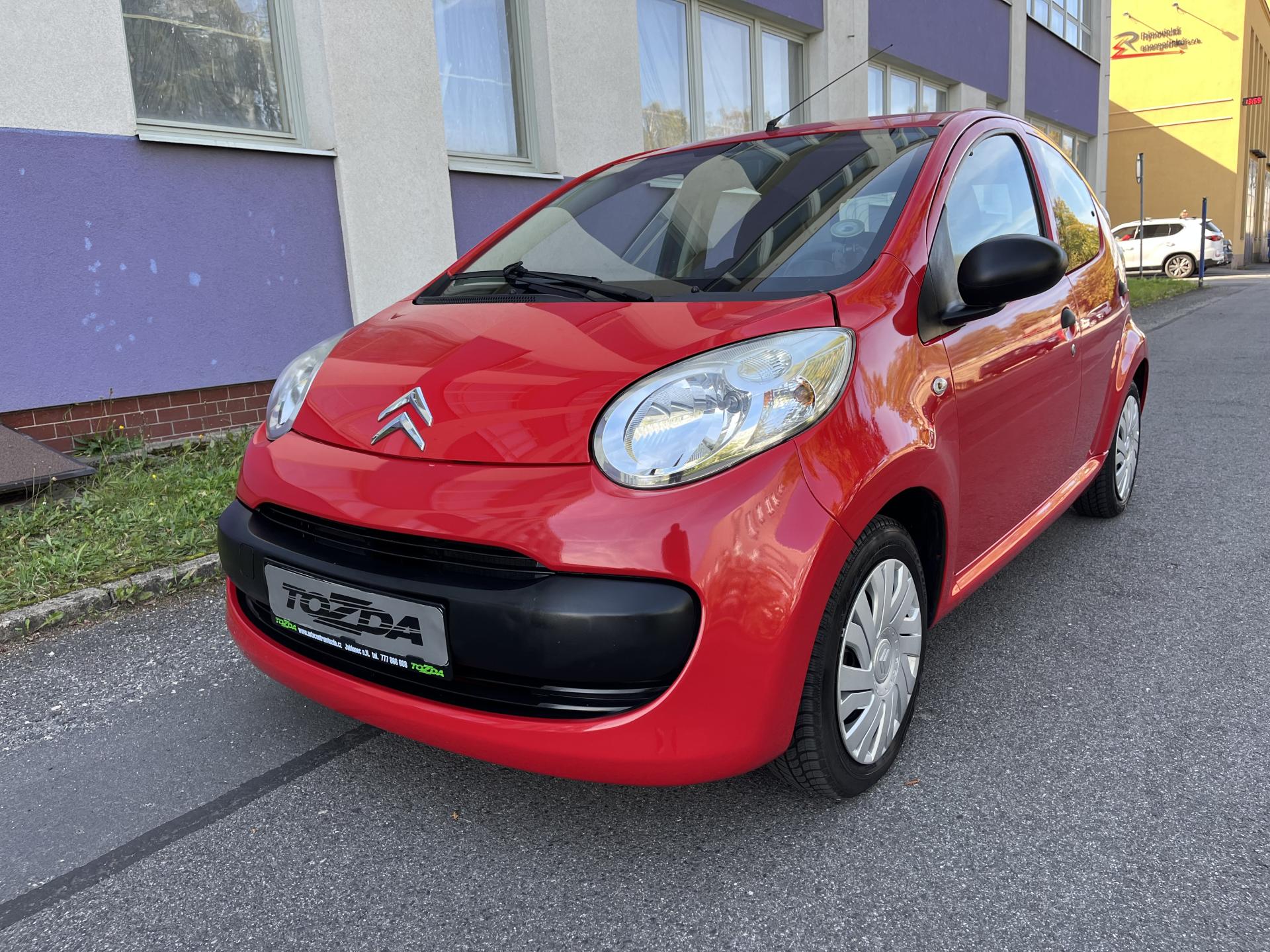 Citroën C1 1,0 VVTi 57 tkm / sada pneu