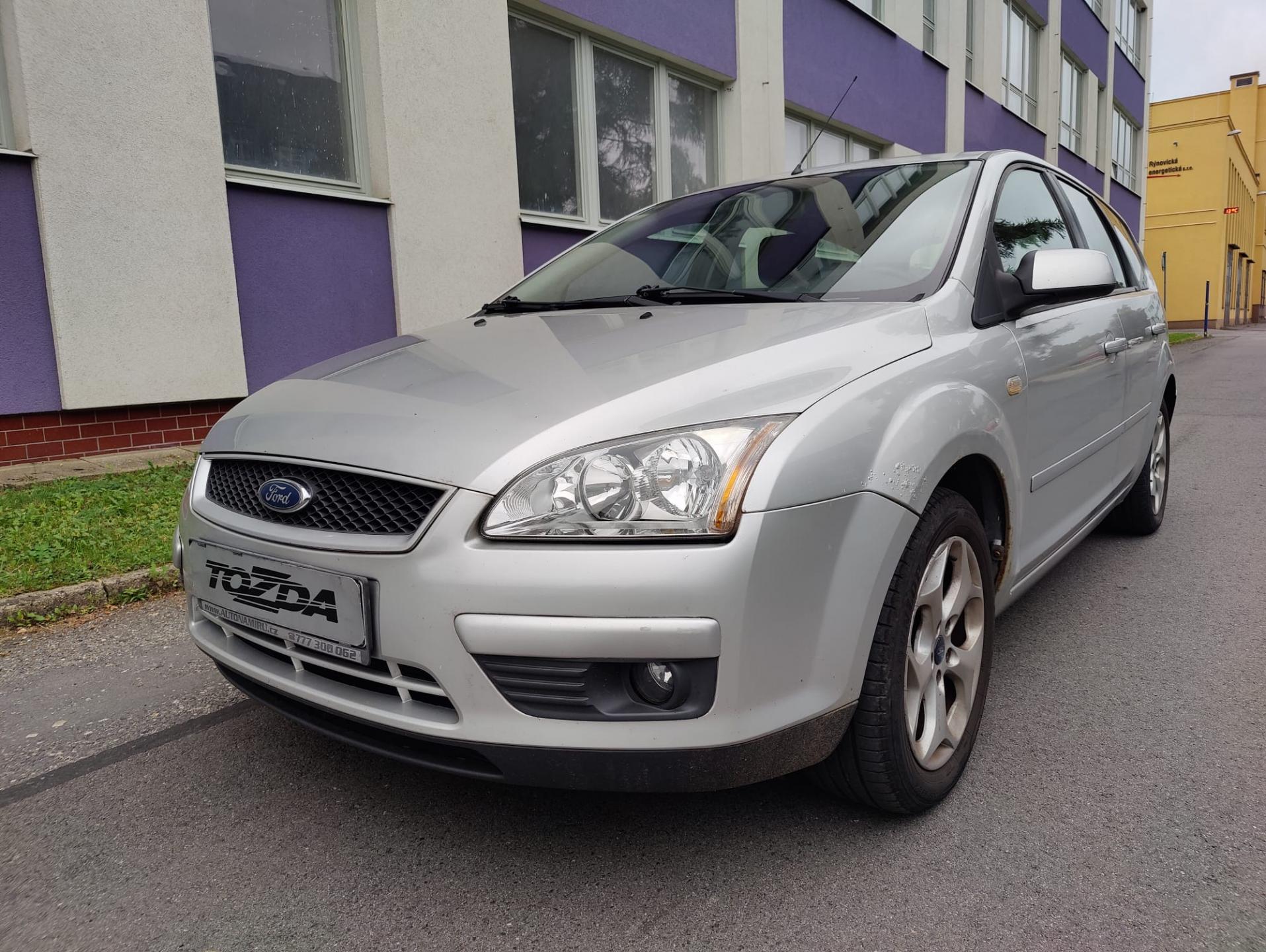 Ford Focus 1,6 16V druhá sada kol TAŽNÉ