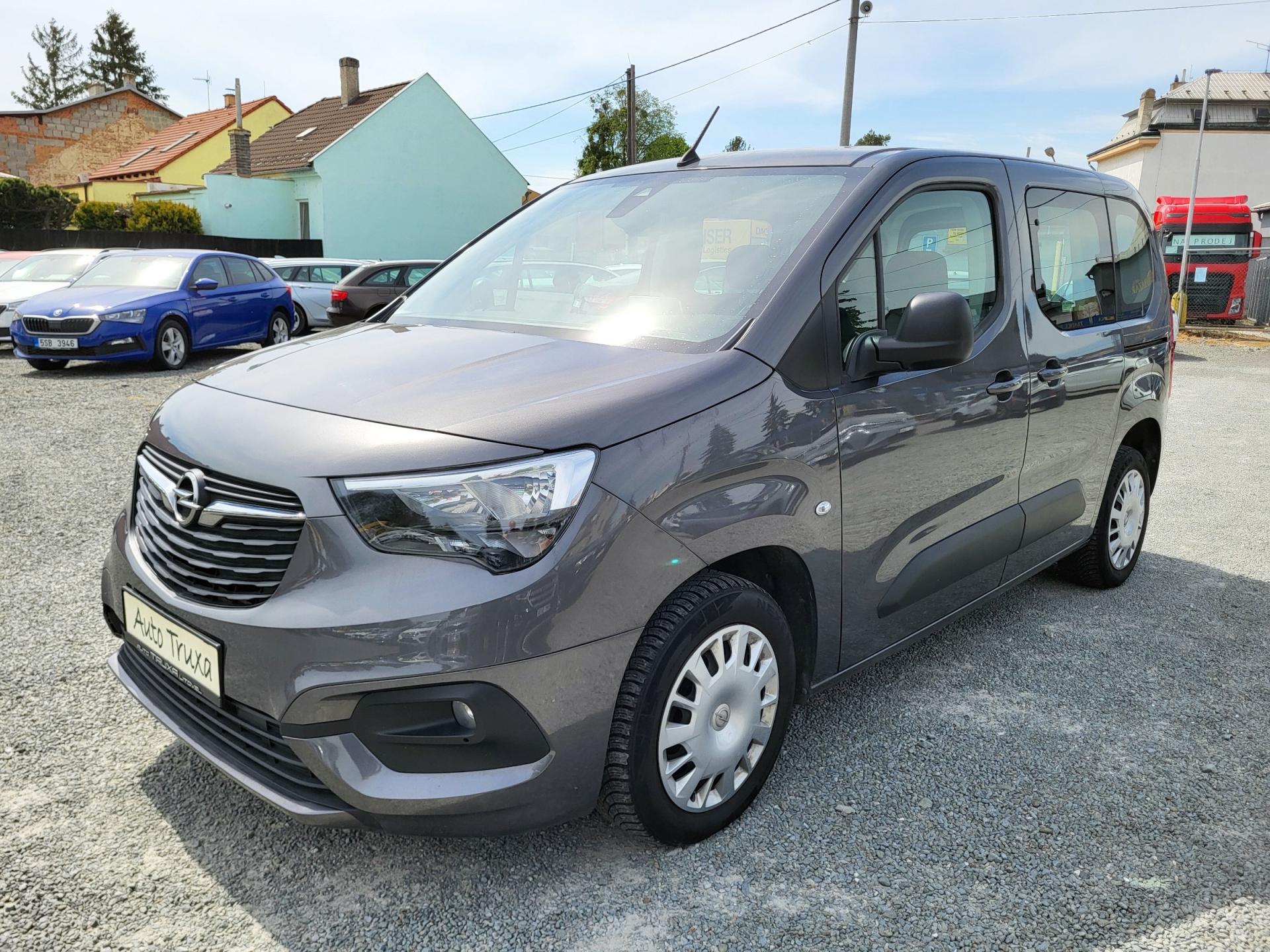 Opel Combo LIFE 1.5 CDTi 75kW 5-míst *ČR