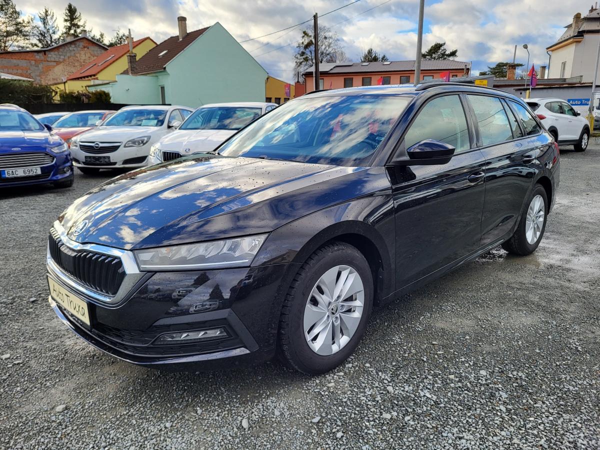 Škoda Octavia 1.5 TSI 110kW AMBITION+ *ČR