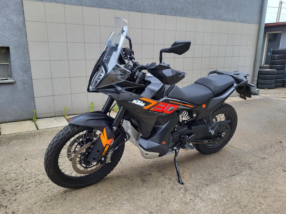 KTM 790 Adventure 5.500 km - nové v ČR - 1.majit