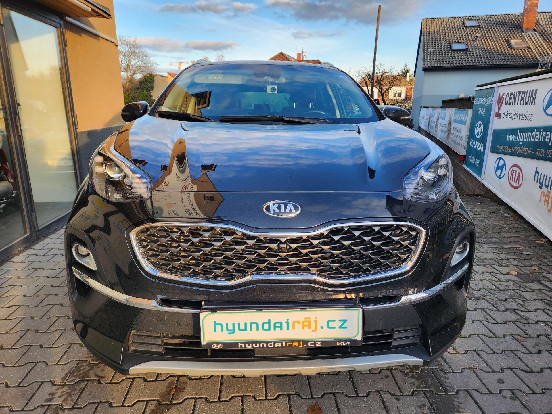 Kia Sportage 1.6-BLACK-LINE-MHEV-1.MAJITEL