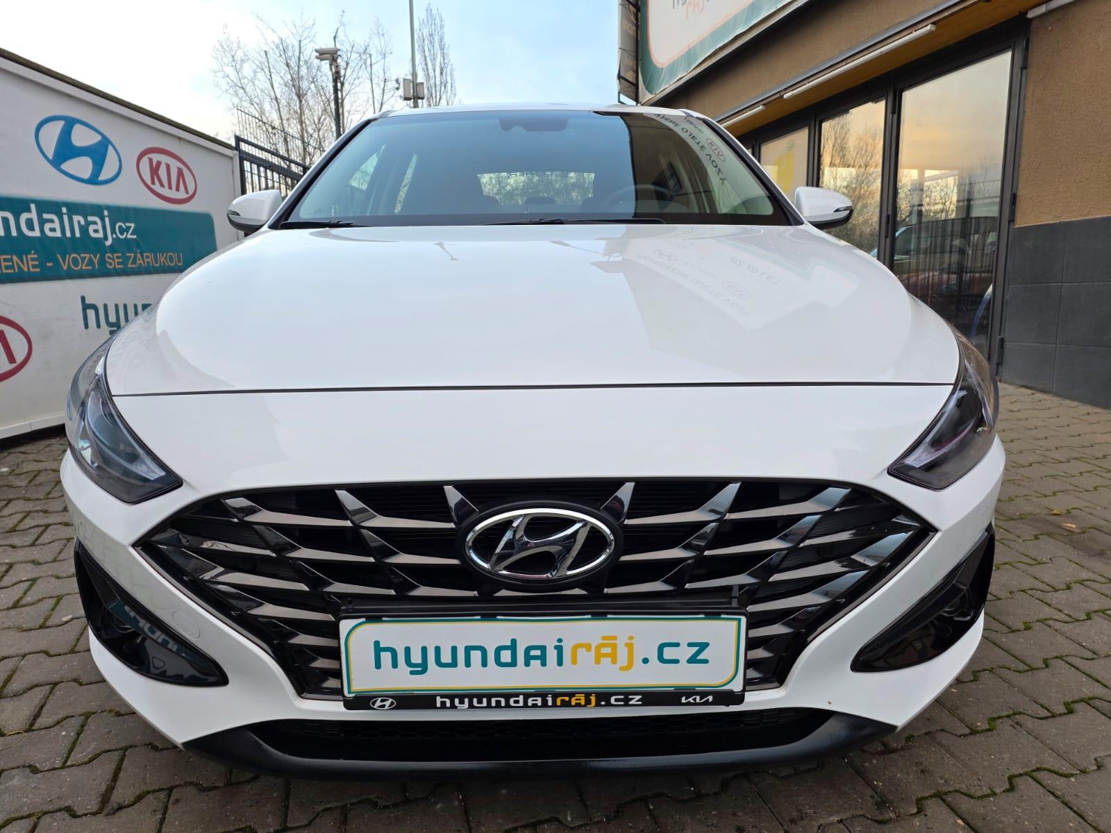 Hyundai i30 1.5-MHEV-48V-BENZIN-ZÁRUKA