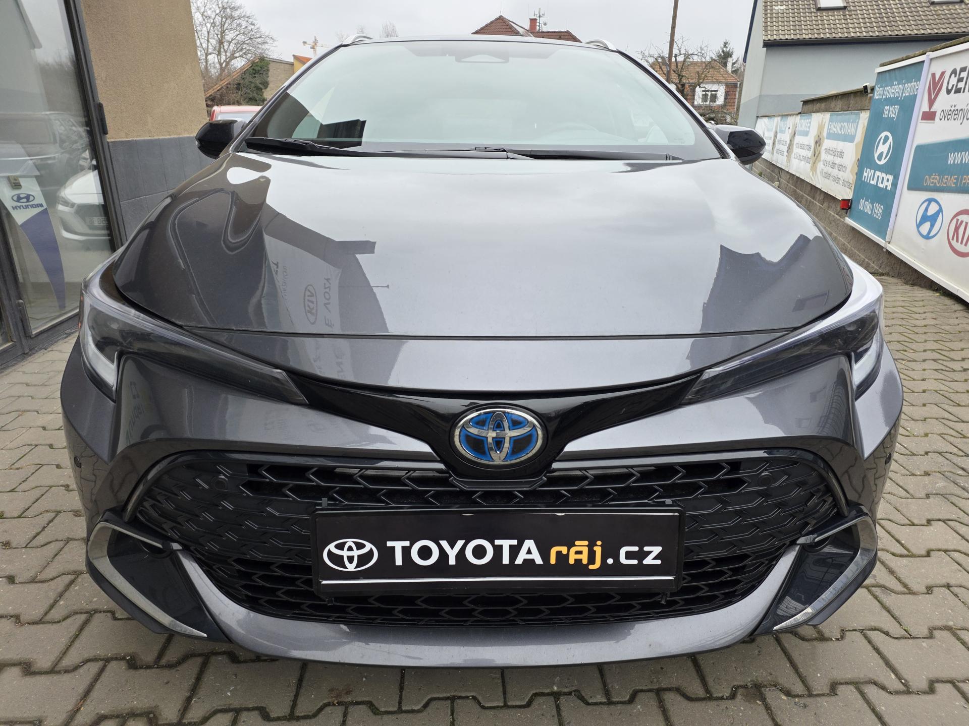 Toyota Corolla 1.8-STYLE-HYBRID-ZÁRUKA