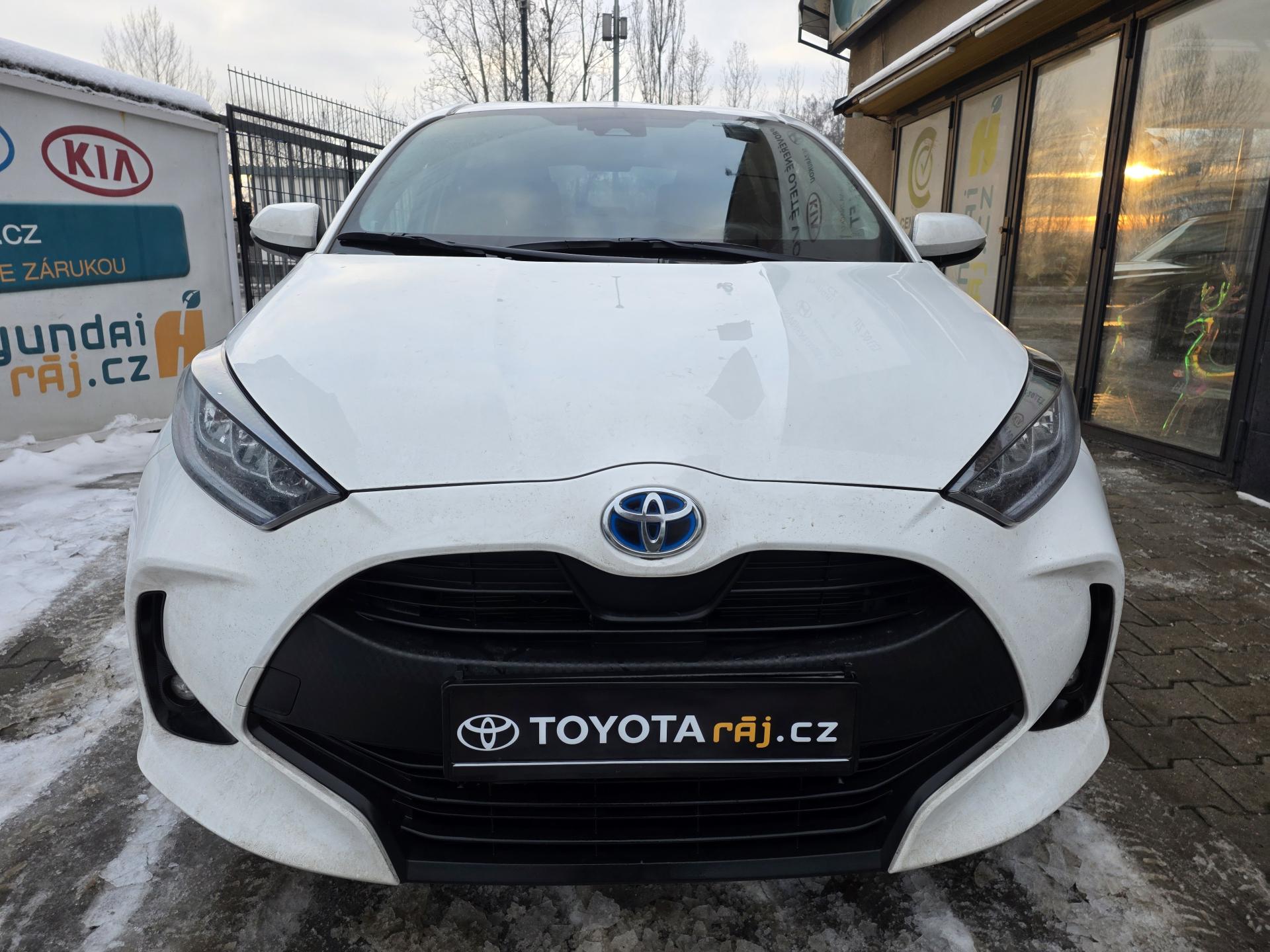 Toyota Yaris 1.5-AUTOMAT-ZÁRUKA-HYBRID