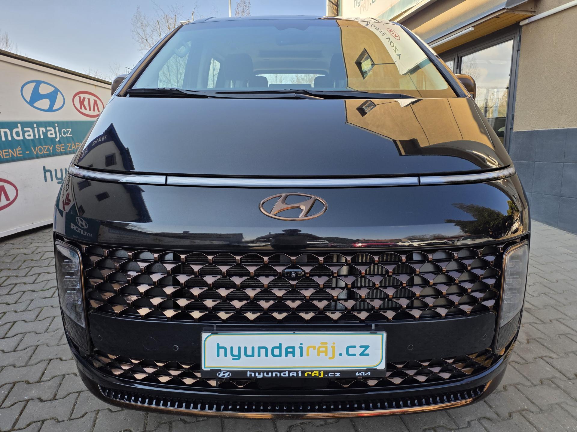 Hyundai Staria 2.2-4x4-LUXURY-BUSINESS-7míst