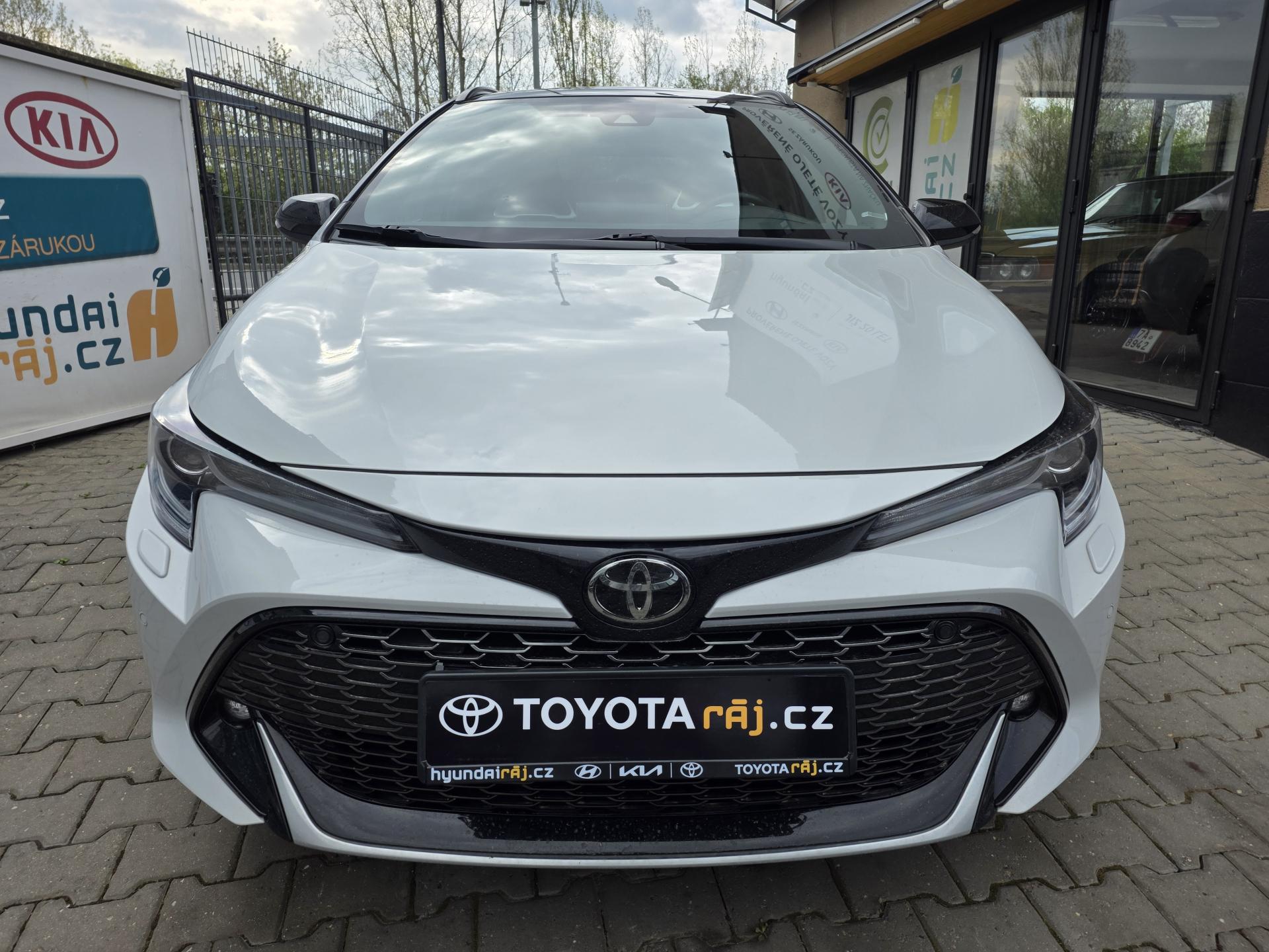 Toyota Corolla 2.0-GR-HYBRID-ZÁRUKA