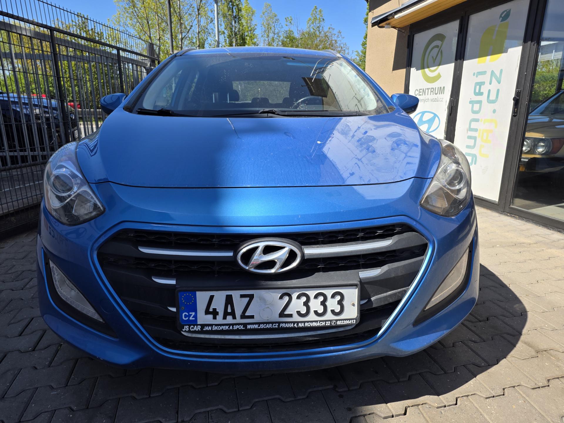 Hyundai i30 1.6-NÍZKÁ SPOTŘEBA- 5l/100km