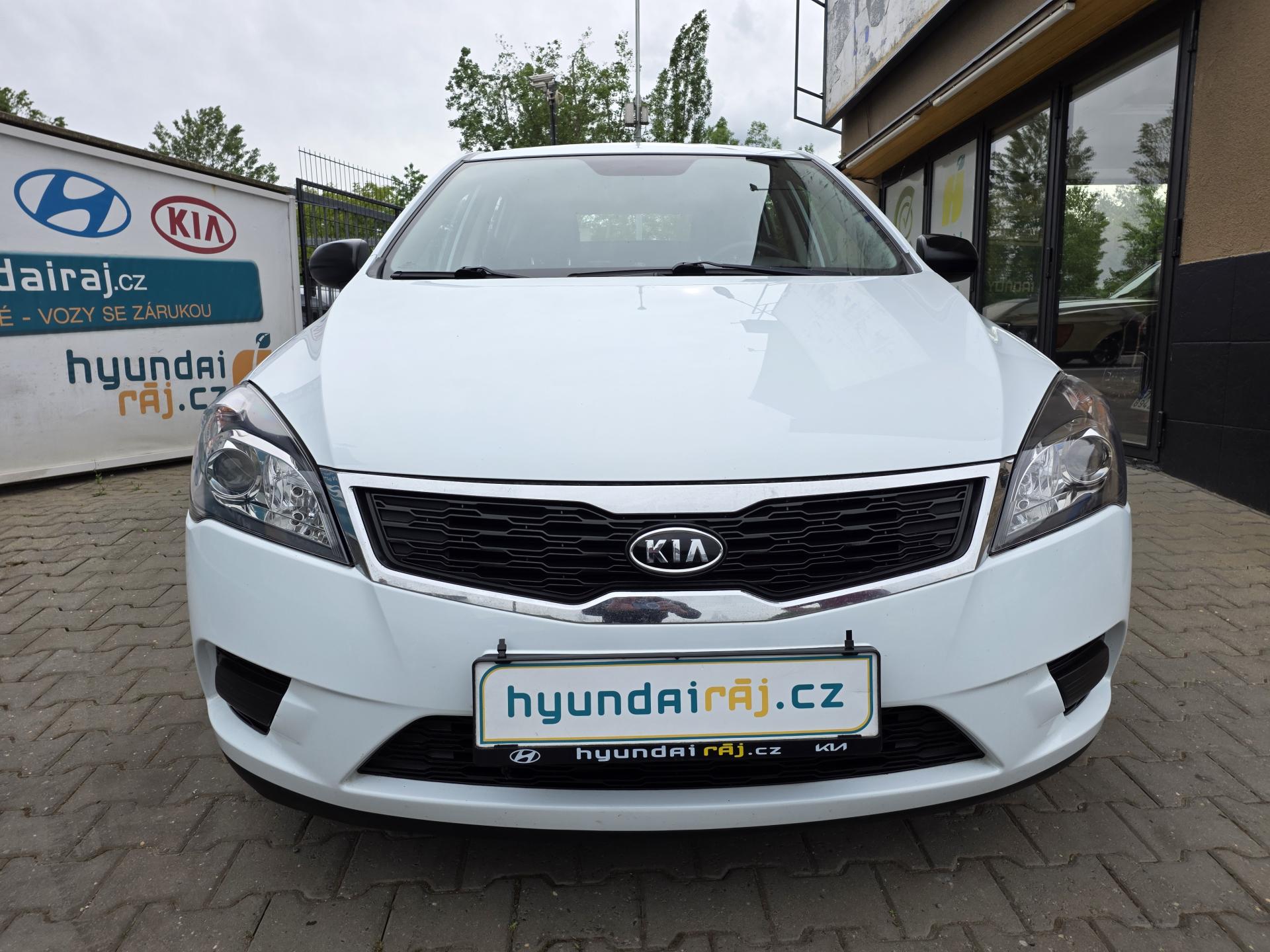 Kia Ceed 1.4-NÍZKÉ KM-1.MAJ.!!!-KLIMA