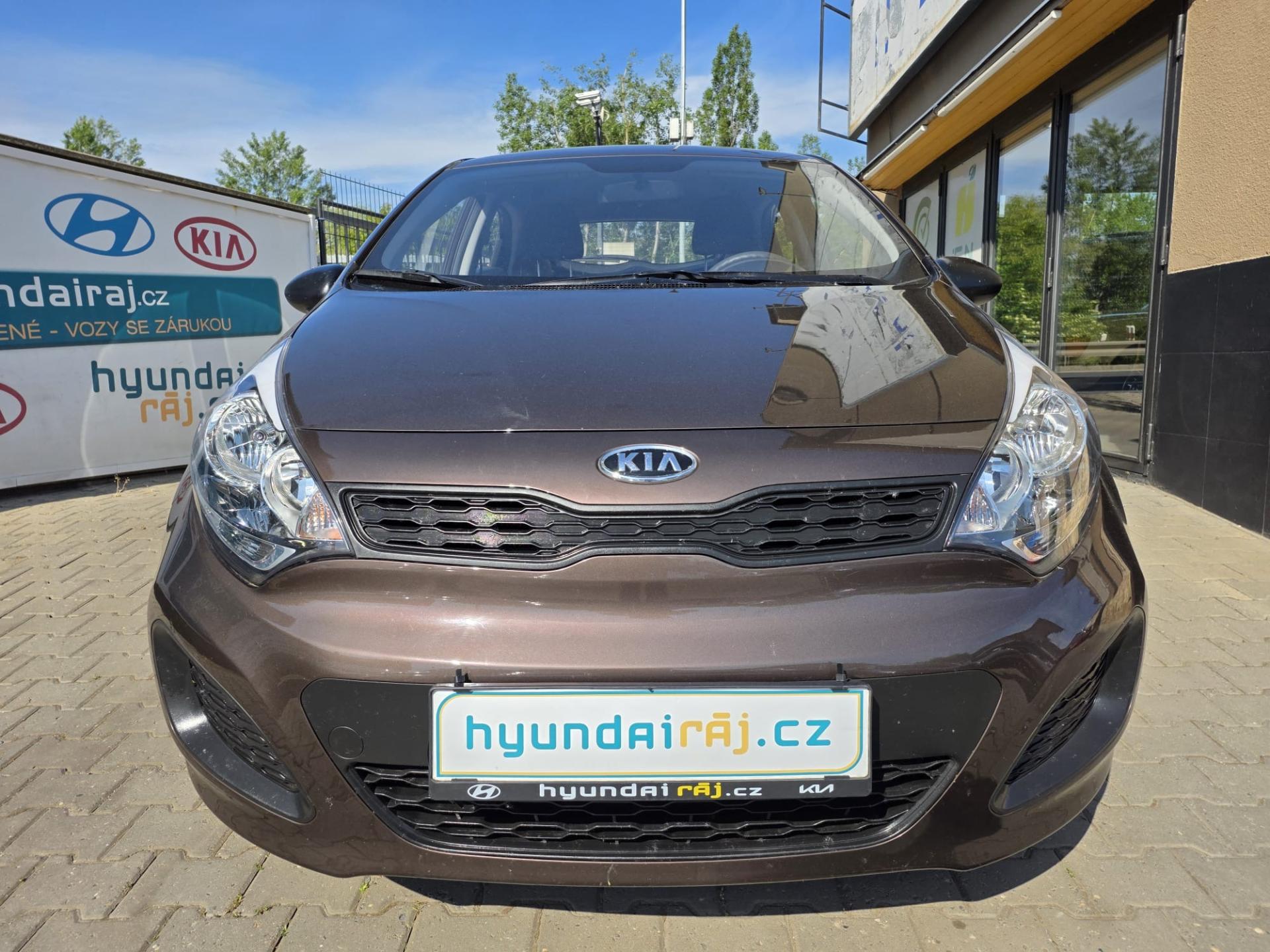 Kia Rio 1.4-1MAJITEL-SERVISOVÁNO-KLIMA