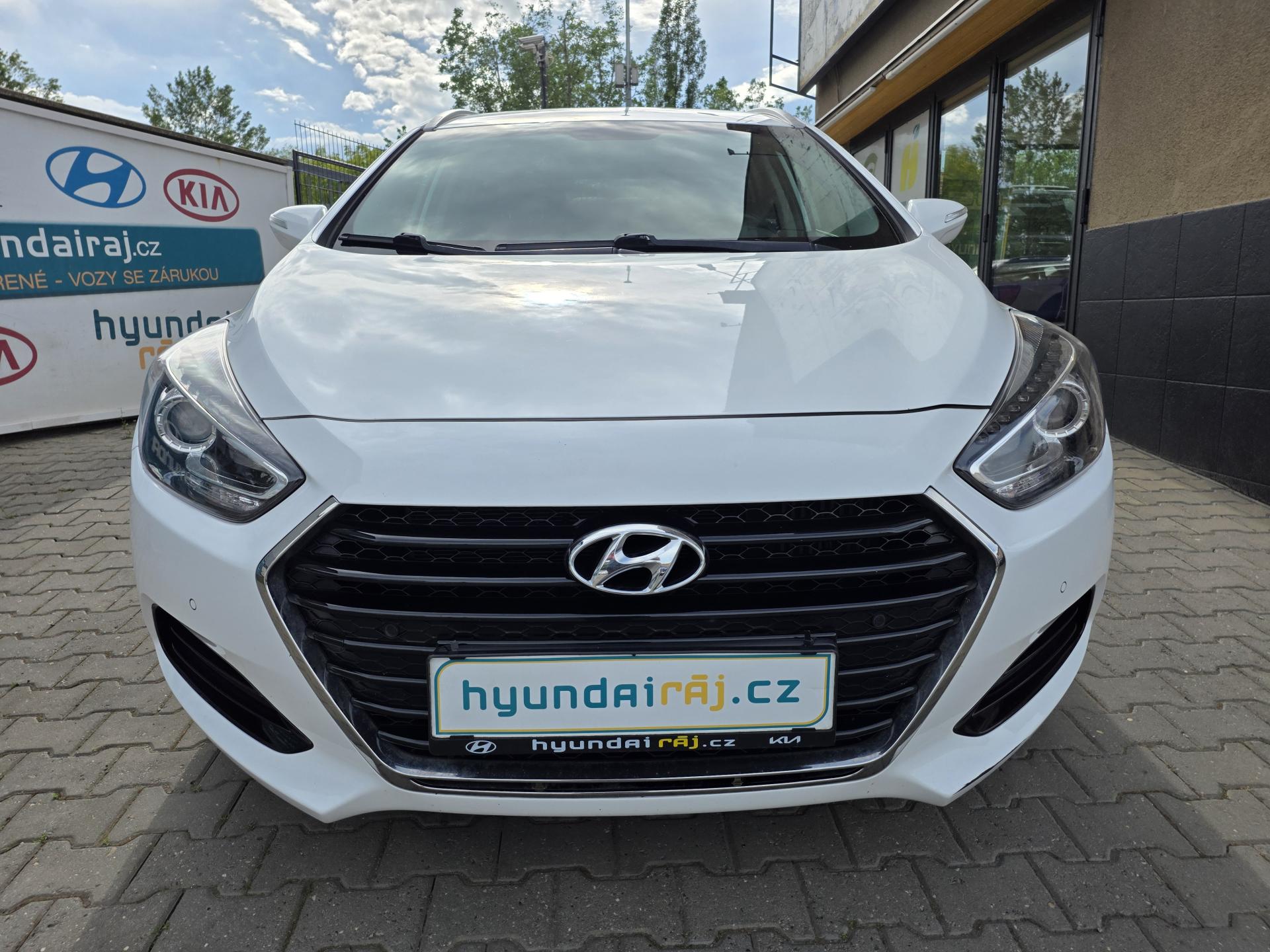 Hyundai i40 1.7-104kw-NAVI-KAMERA