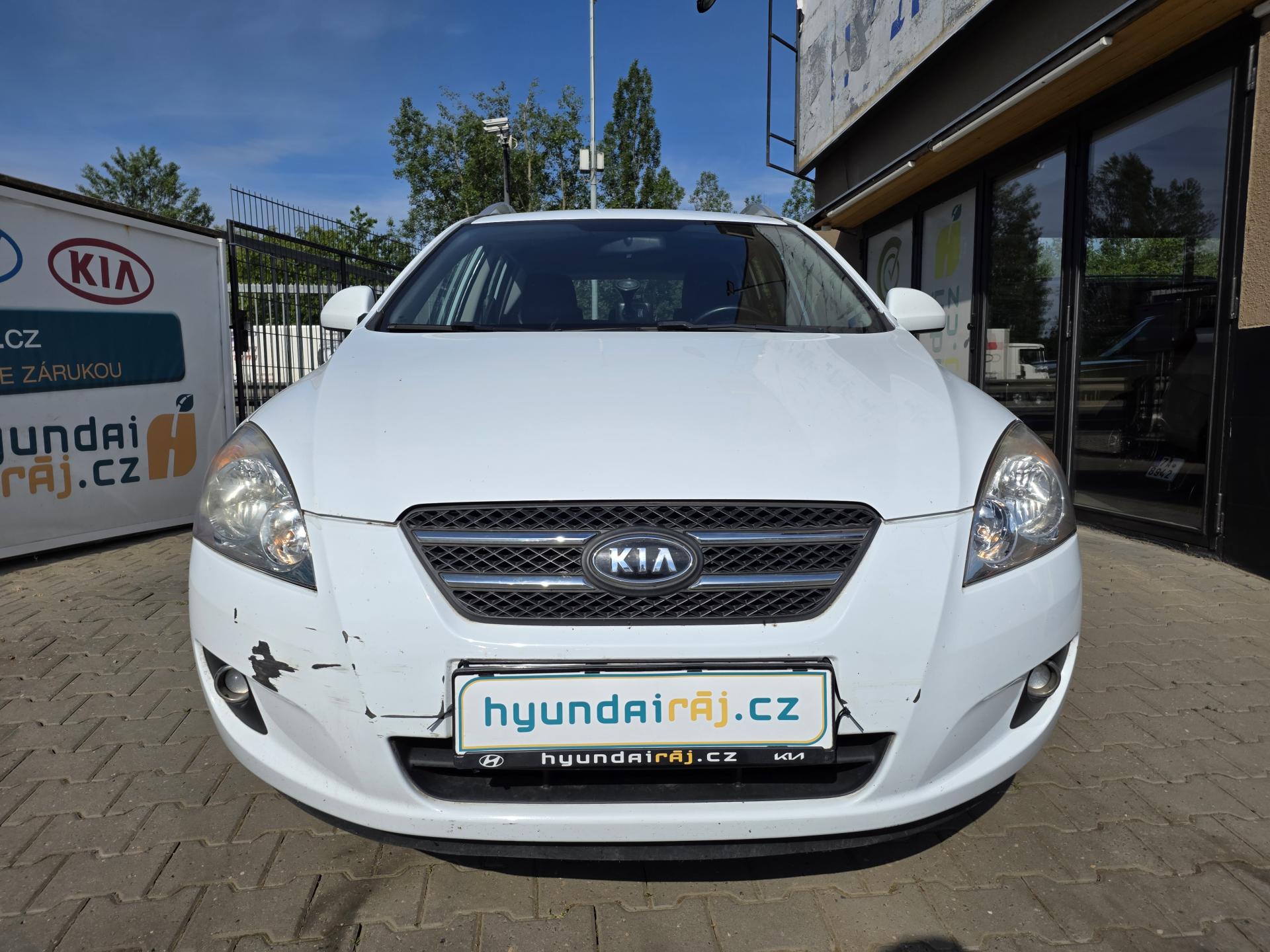 Kia Ceed 1.6-1MAJITEL-NÍZKÉ KM-spotř.5l