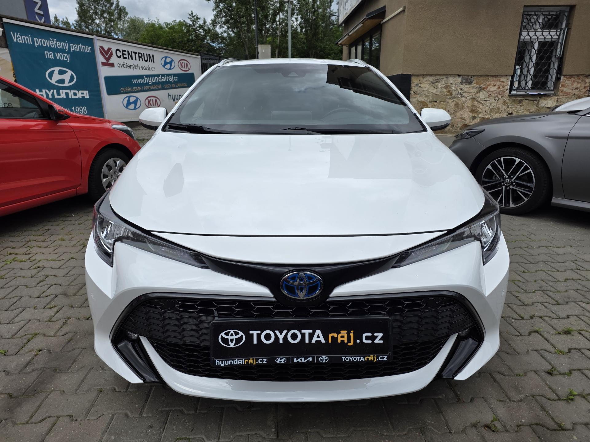 Toyota Corolla 1.8-1MAJITEL-PRAVIDELNÝ SERVIS