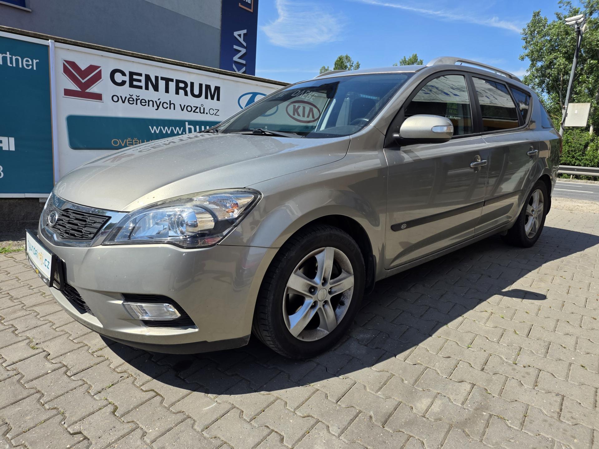Kia Ceed 1.4-NÍZKÉ KM-ZACHOVALÝ STAV