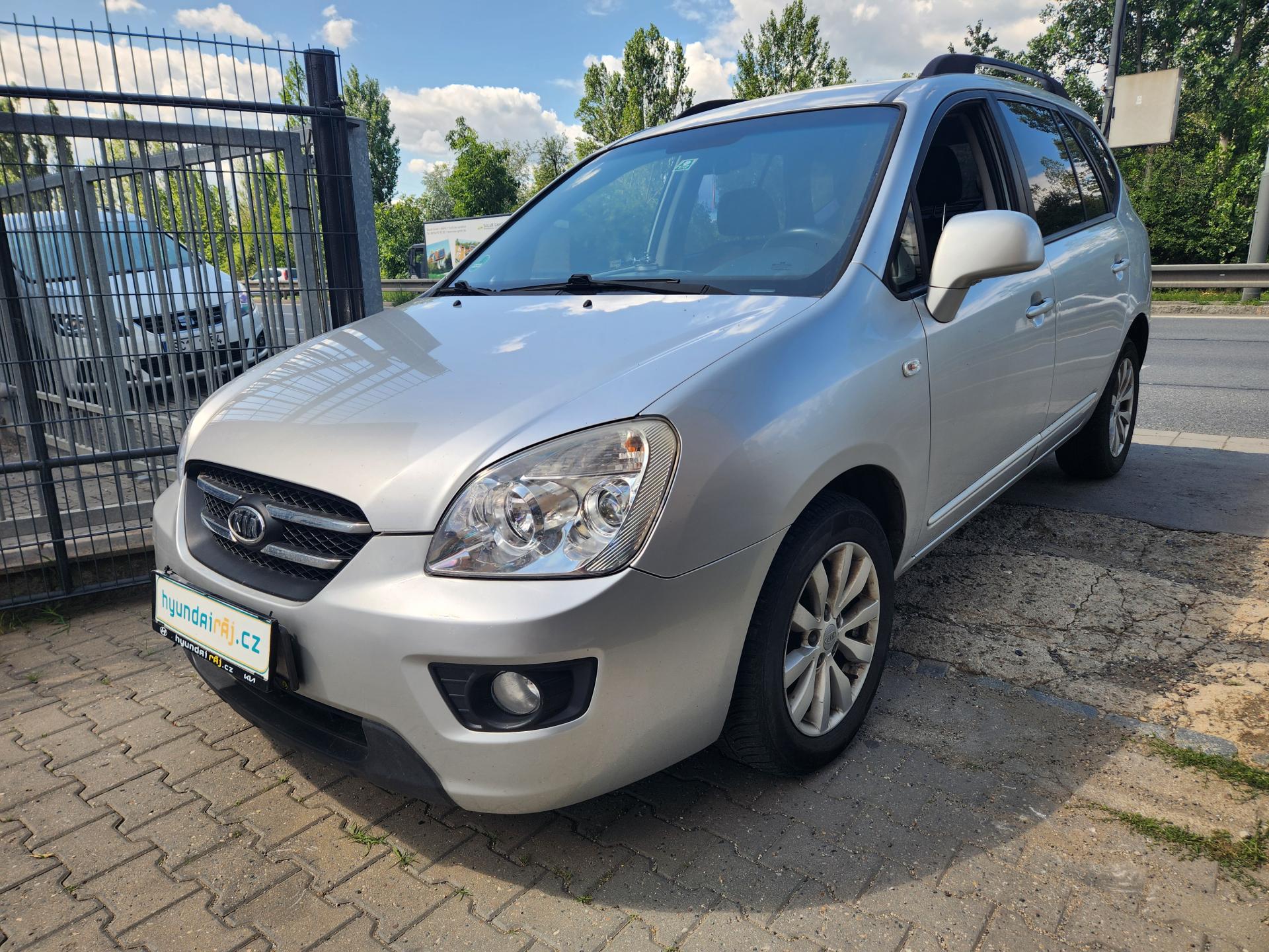Kia Carens 2.0-7míst-NÍZKÁ SPOTŘEBA 6,5l
