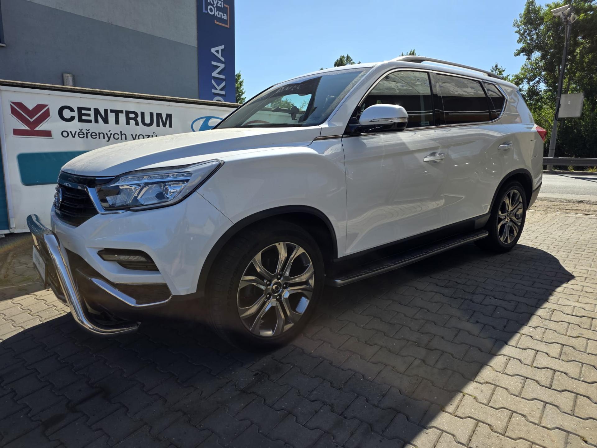 SsangYong Rexton 2.2-4x4-TAŽNÉ 3t-AUTOMAT